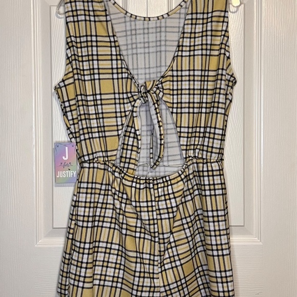 J for Justify Short Jumpsuit Junior Sz L - Picture 2 of 4